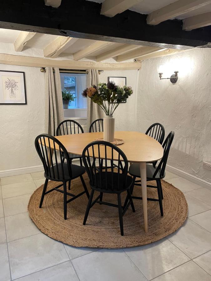 Canalside Cottage In The Heart Of Llangollen. Екстер'єр фото