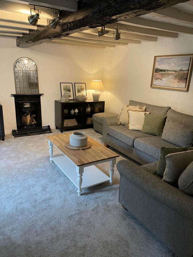 Canalside Cottage In The Heart Of Llangollen. Екстер'єр фото